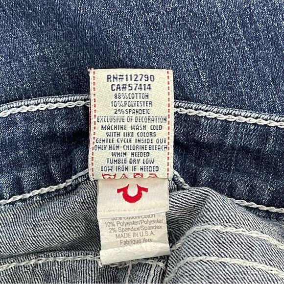 True Religion Becky Jeans Size 26 Straight Leg Dark Wash EUC - Picture 4 of 9